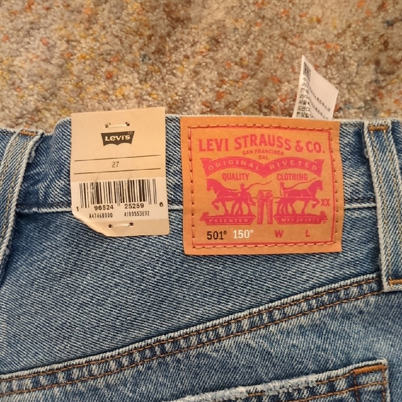 Levi's Women's Light Blue Jean Shorts - Picture 3 of 5